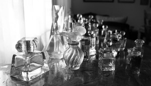 perfumes-1171391_640