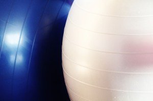 gymnastic-balls-574325_1280